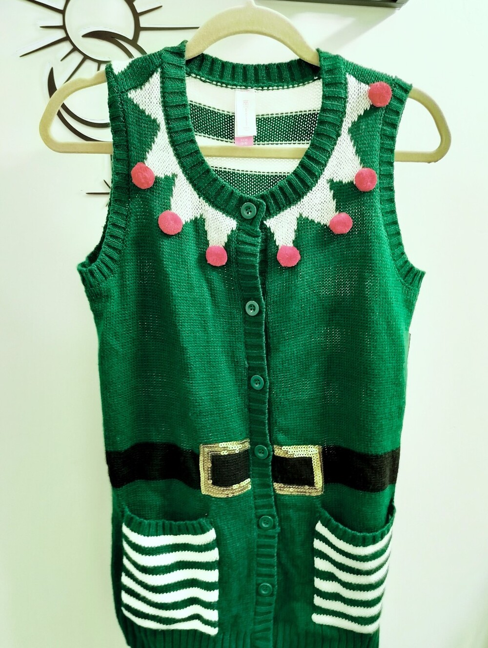 No Boundaries NWT Women's/Junior S 3-5 Holiday Elf Sweater Vest Green, Festive